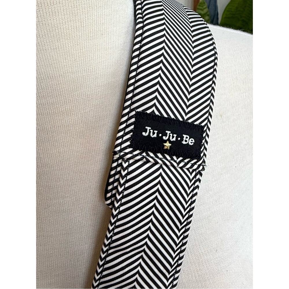 JuJuBe HoboBe Diaper Bag Onyx Black Magic Chevron Crossbody Shoulder Bag NWOT - Picture 6 of 15